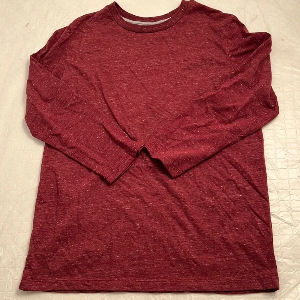 Old Navy burgundy heather long sleeve t-shirt